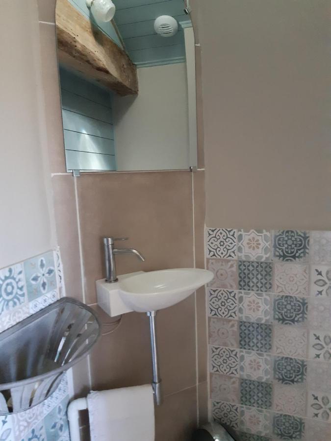 Chambre Double Avec Piscine Et Jacuzzi Bernadets-Debat Exterior foto